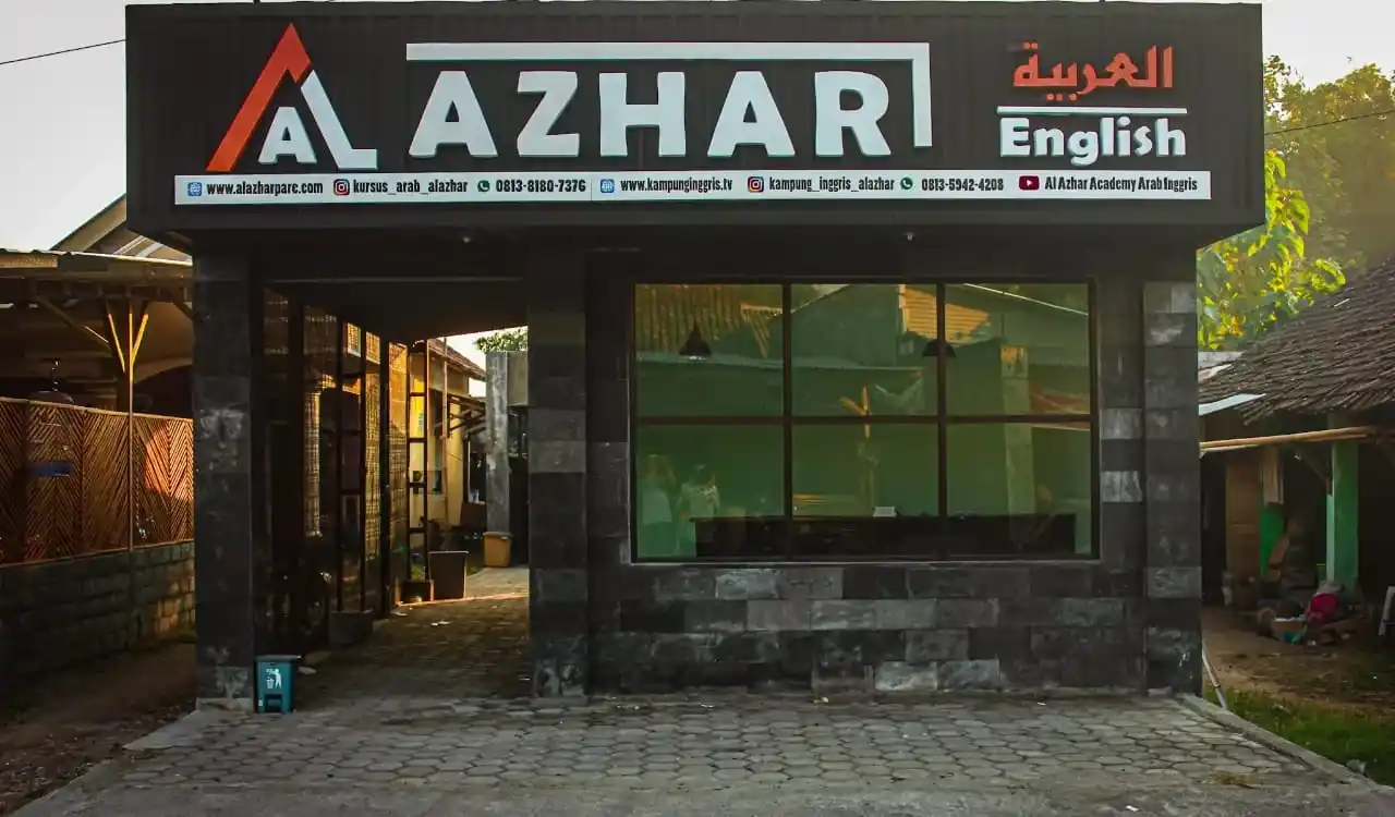 Signage Kursus Al Azhar Pare Kediri