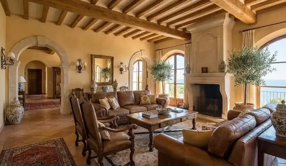 Rumah Mediterania Klasik